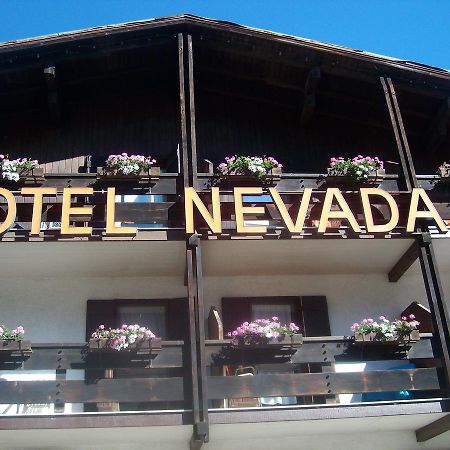 Hotel Nevada Кампителло-ди-Фасса Экстерьер фото