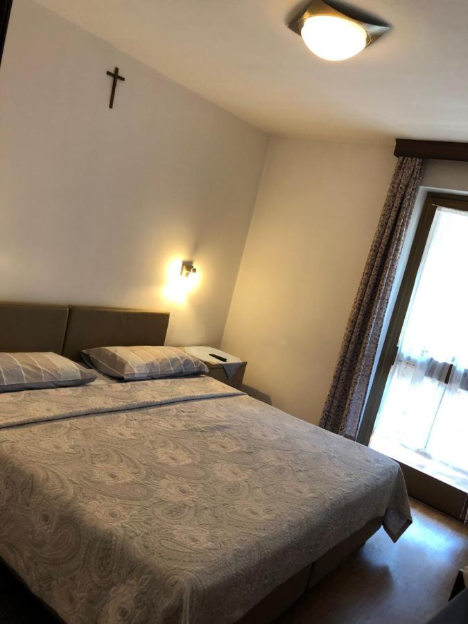 Hotel Nevada Кампителло-ди-Фасса Экстерьер фото